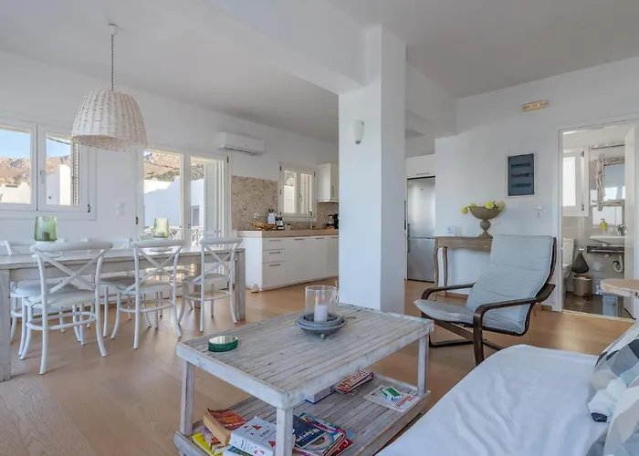 Uno Luxury Apartment With Sea View