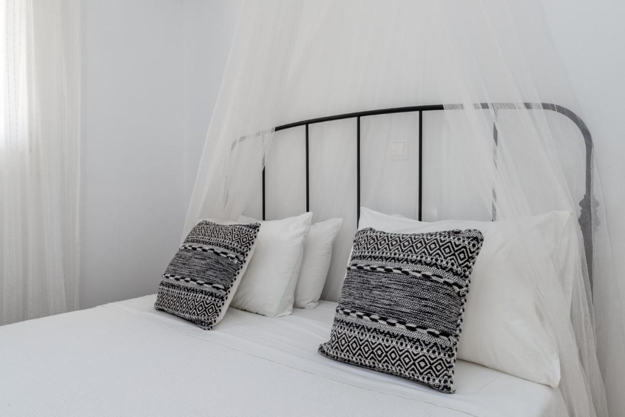 Uno Luxury With Sea View Apartment *